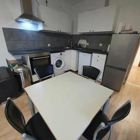 Frankfurt Cosy 2 4 People Apartment