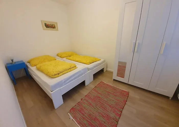 Frankfurt Cosy 2 4 People